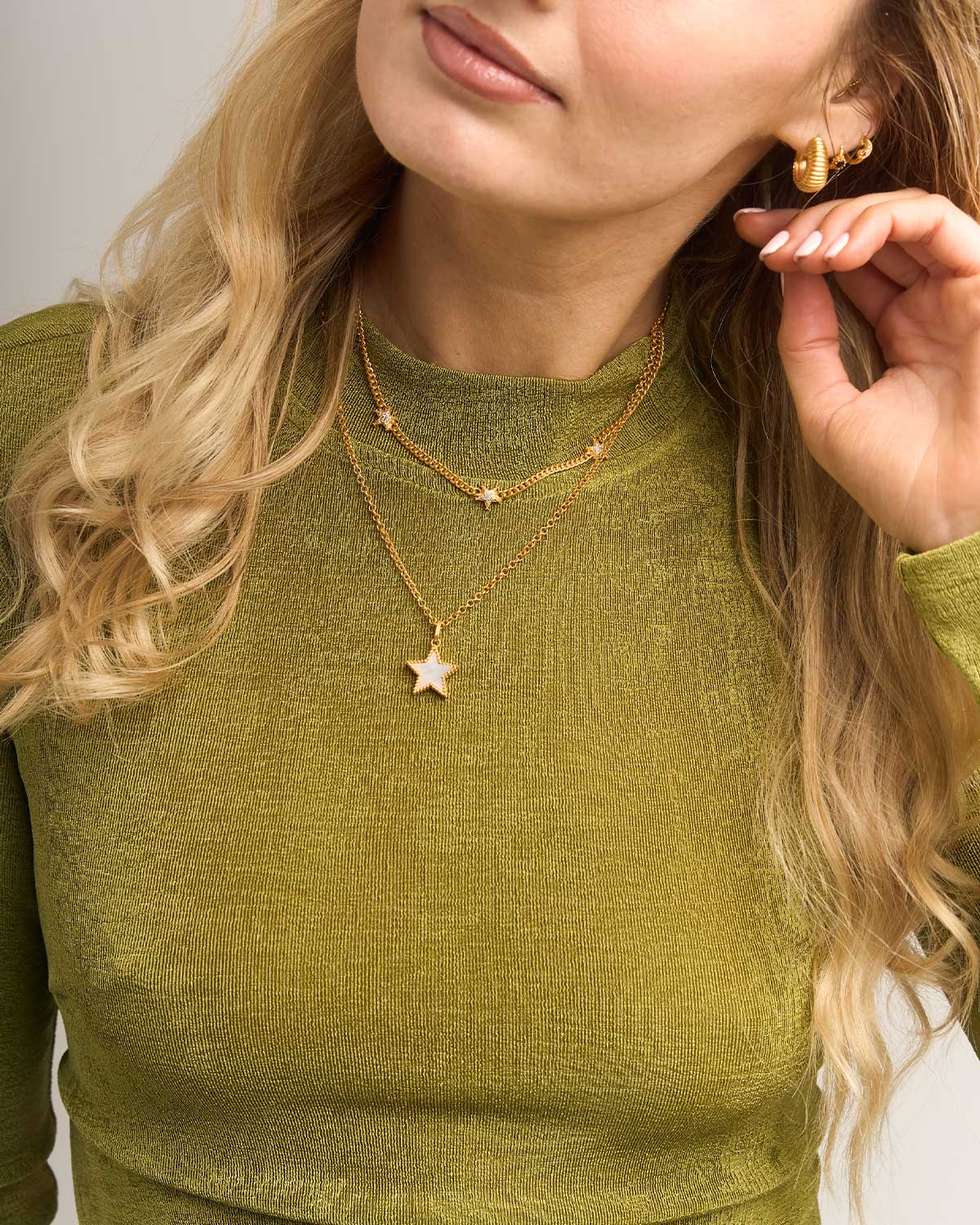 Mother Of Pearl Healing Star Gold Necklace