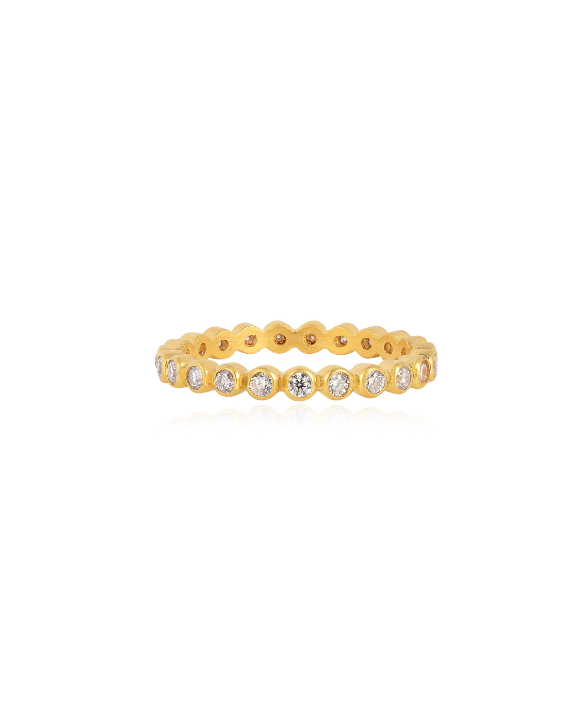Front view of gold ring with sparkling moissanite diamonds