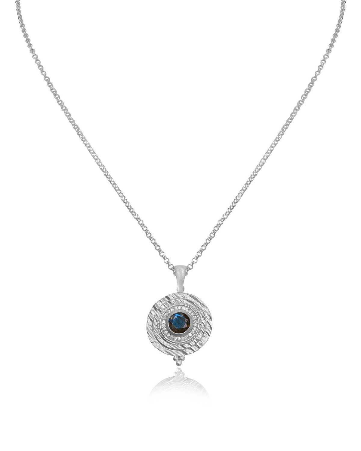 Silver necklace with textured surface and labradorite gemstone