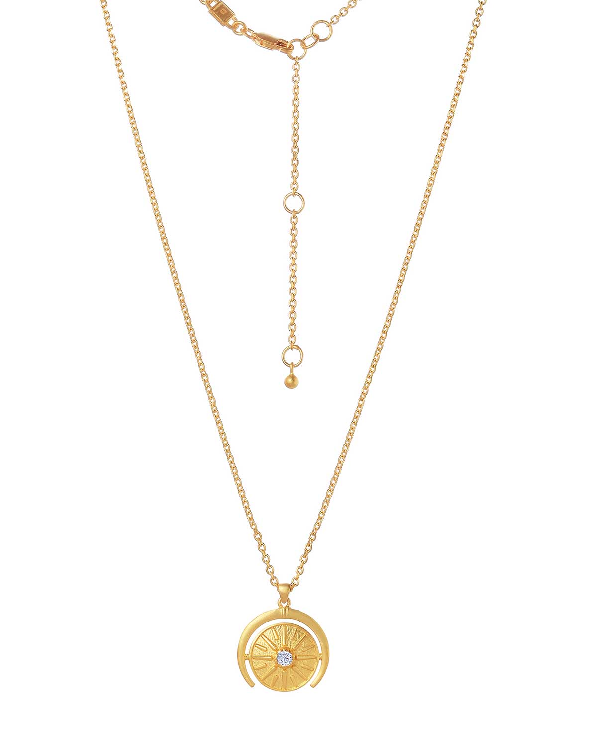 Classic gold necklace with circular diamond pendant for everyday elegance