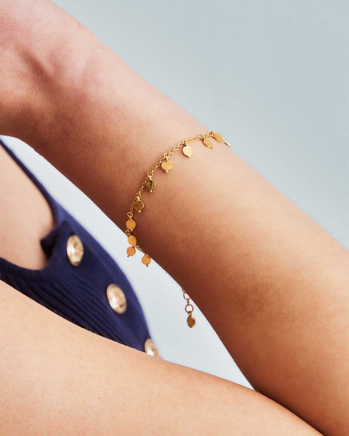 "Exceptionally Cute" Multi Disk Gold Bracelet