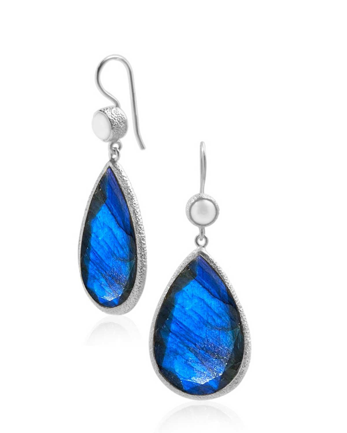 Teardrop silver earrings with labradorite and organic pearl in a matte finish